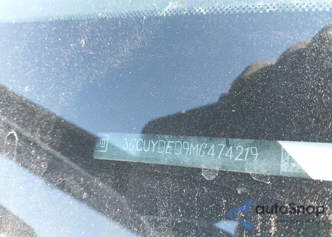 2021 Chevrolet Silverado 1500 z USA, uszkodzony, nr VIN 3GCUYDED9MG474219